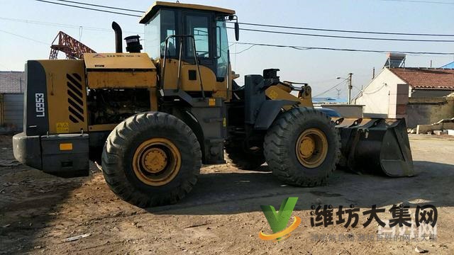 急轉(zhuǎn)自用的山工655D和臨工953L兩臺(tái)裝載機(jī)