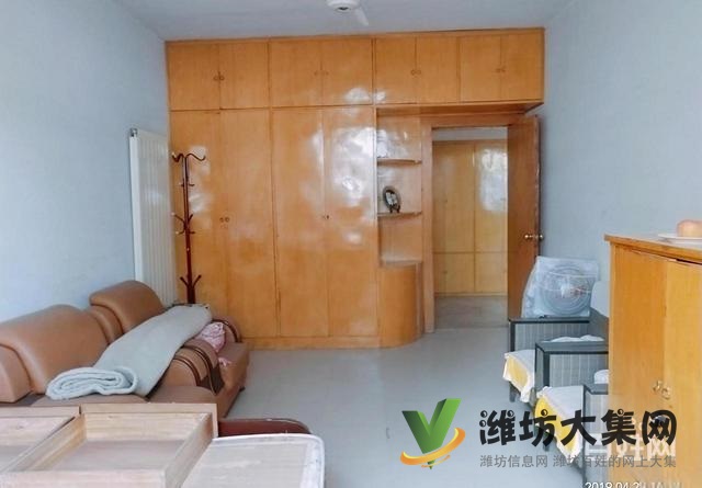 中學街局長樓水利局宿舍2樓134平3明客廳北向實際