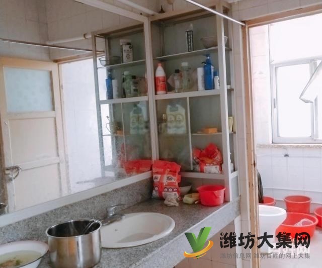 中學街局長樓水利局宿舍2樓134平3明客廳北向實際