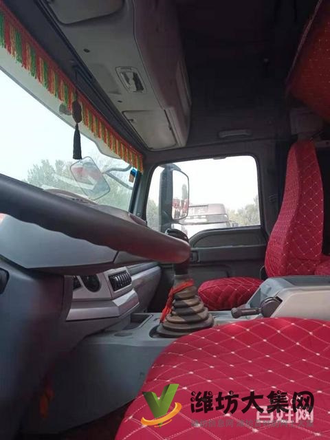 轉(zhuǎn)讓二手歐曼LNG牽引車 380馬力 國(guó)五 雙驅(qū)