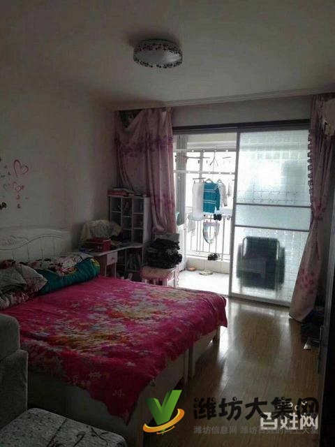 火車站近健康街小學(xué)107平3室2廳精裝電梯出稅69