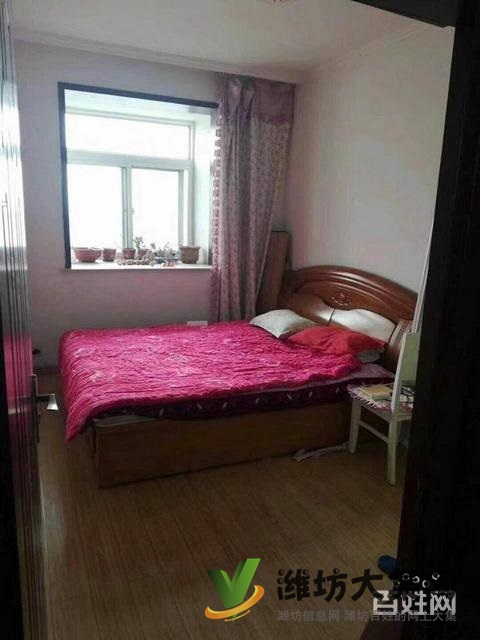 火車站近健康街小學(xué)107平3室2廳精裝電梯出稅69