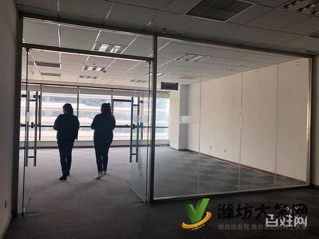 萬(wàn)達(dá)A座 南向?qū)懽謽?帶隔斷 精裝修