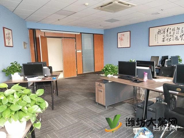 白浪河畔(泰華中心)全新裝修91平,家具低價轉讓!