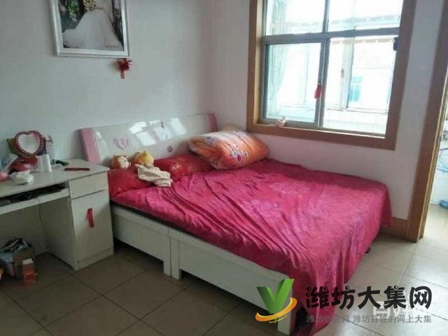 站南廣場多層94平精裝3室 帶超大地下室 車位 看