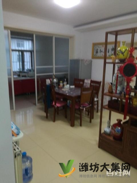 房緊鄰幼兒園小學