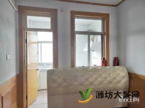 一實小學校近佳樂家 一梯一戶 精裝三室 有證無稅