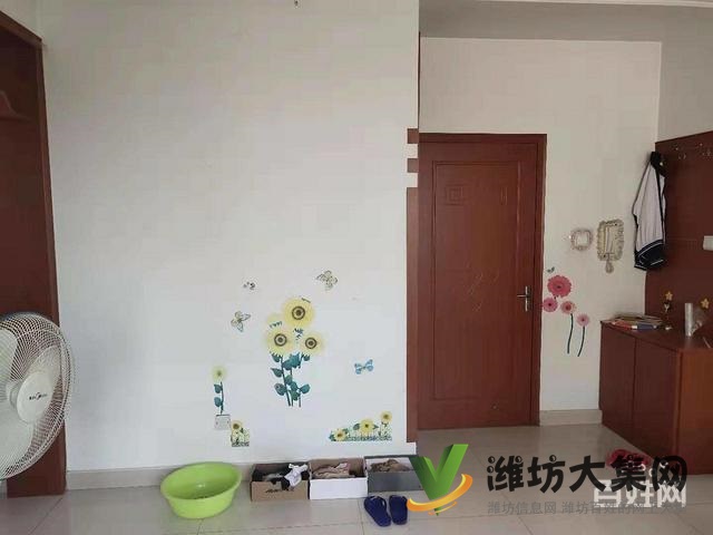 低首付,青云山小學不過路口,精裝三室帶大倉庫,拎包火急