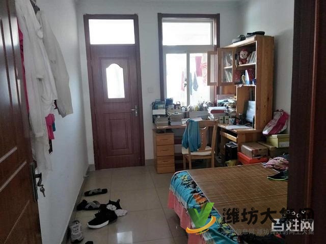 御景天成 三室兩廳兩衛(wèi) 上下復(fù)式 帶倉庫 急售