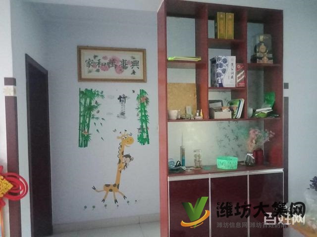 博萊特小區2室2廳 裝修房出稅 南向大客廳能改3室