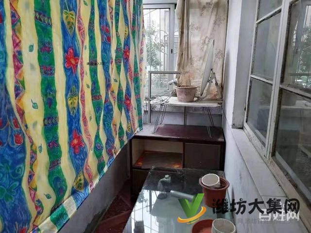 五道廟小區2樓 看房隨時 ,家電家具齊全干凈