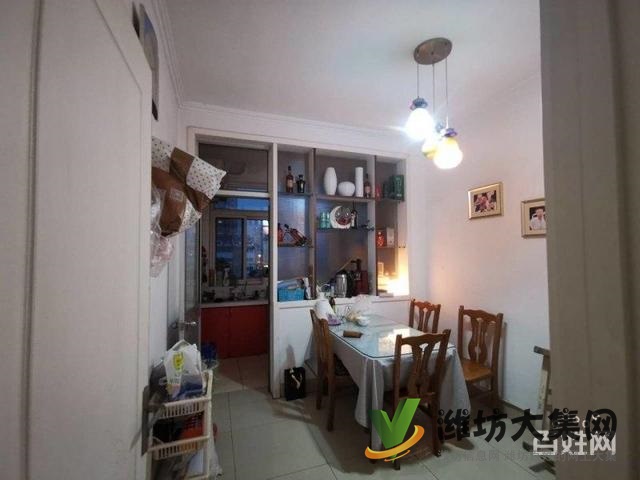 東埠中學(xué) 學(xué)區(qū)房精裝帶子母車庫,116平3室2廳2