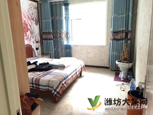 水木清華 一樓帶院豪華裝修溫馨三居室 看房方便火急