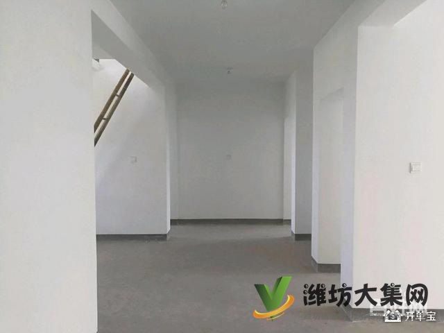 藍(lán)城清風(fēng)明月。戶(hù)型方正實(shí)用、工程款抵帳的房十樓東戶(hù)