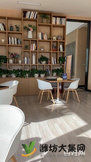 藍(lán)城清風(fēng)明月。戶(hù)型方正實(shí)用、工程款抵帳的房十樓東戶(hù)