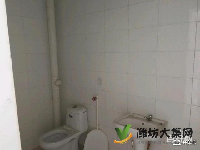 藍(lán)城清風(fēng)明月。戶(hù)型方正實(shí)用、工程款抵帳的房十樓東戶(hù)