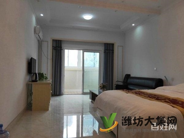 通亭街旁 歐洲小鎮 精裝公寓 南向 一室一廳一衛