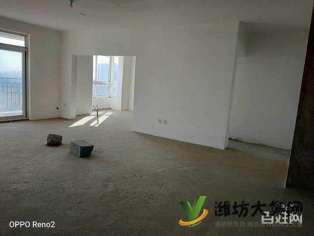 中央世家高層140平毛坯,帶大倉庫,三室兩廳兩衛,