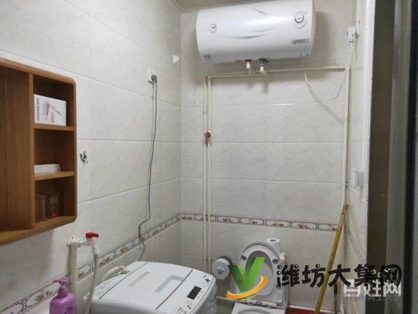 通亭街旁 歐洲小鎮 精裝公寓 南向 一室一廳一衛