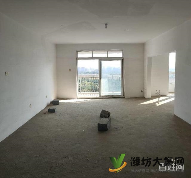 中央世家高層140平毛坯,帶大倉庫,三室兩廳兩衛,