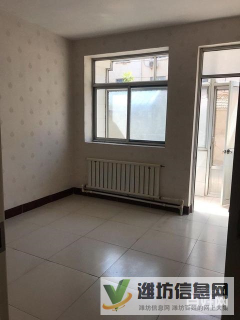 體育場近,欣海花苑一樓大院子,適合養老