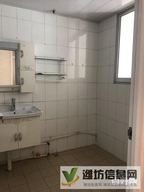 體育場近,欣海花苑一樓大院子,適合養老