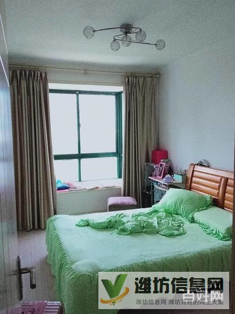 奎文正脈 圣榮廣場 首付15萬 客廳朝陽 精裝 有