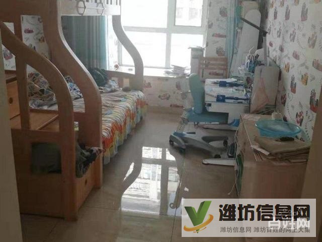 大有公館3室2廳2衛,電梯房精裝