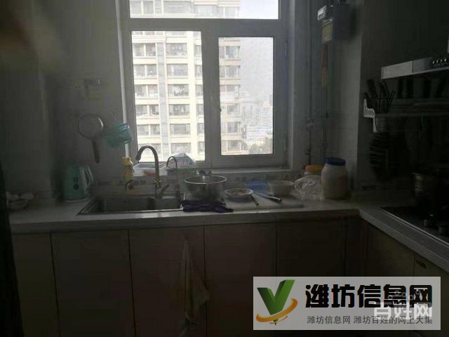 大有公館3室2廳2衛,電梯房精裝