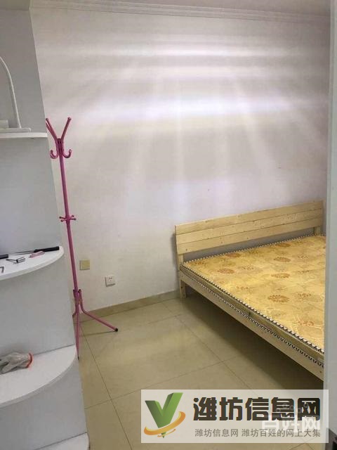 萬合華庭精裝修兩室出租